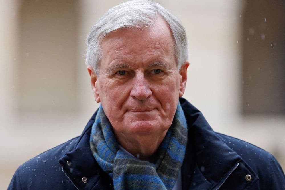 LR: Barnier apporte sa "voix" à Retailleau, entretient le mystère pour 2027