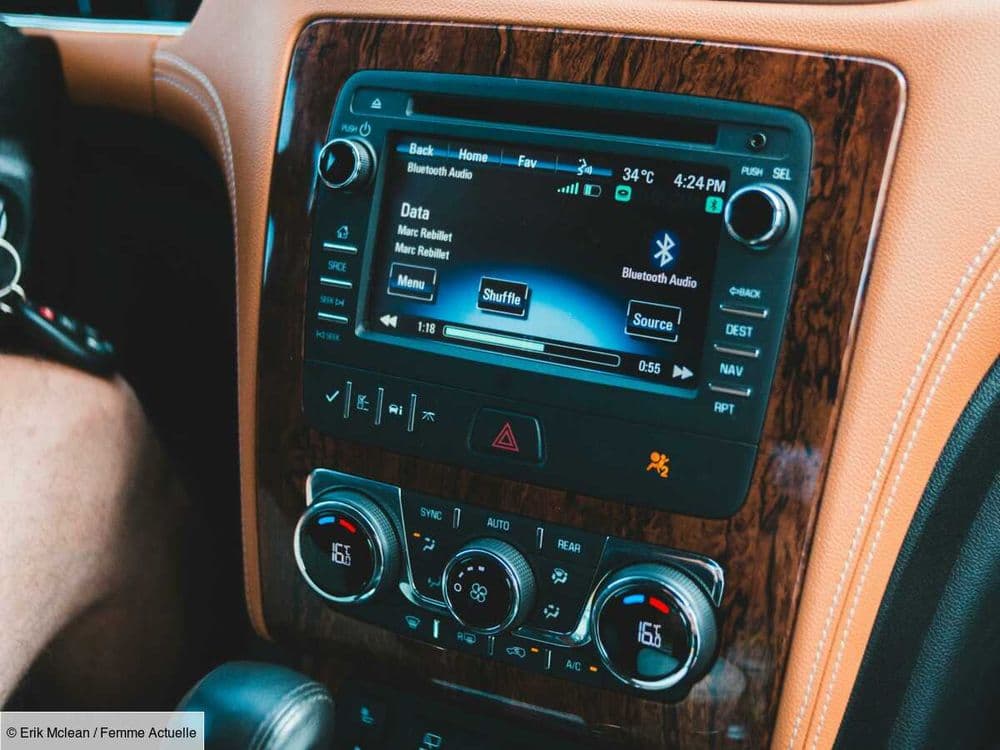 Ecouter de la musique au volant est-il interdit depuis le 1er juillet comme l'affirment certaines vidéos ?