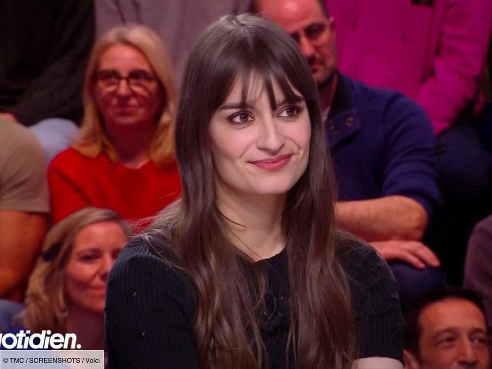 "Un peu de difficulté à le verbaliser" : Clara Luciani évoque ses relations parfois complexes avec sa mère