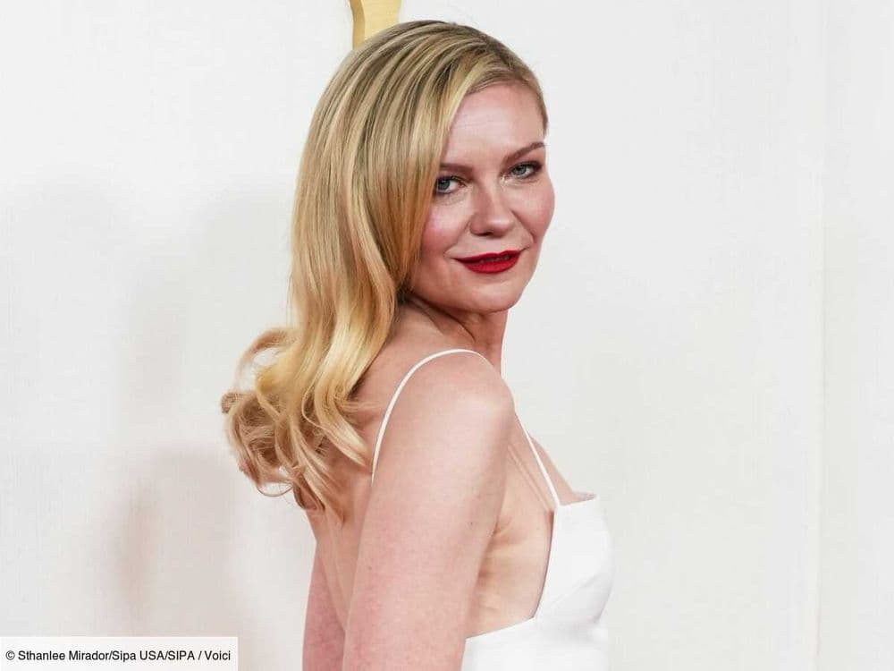 Shampoing violet : le secret anti-jaunissement des cheveux blonds