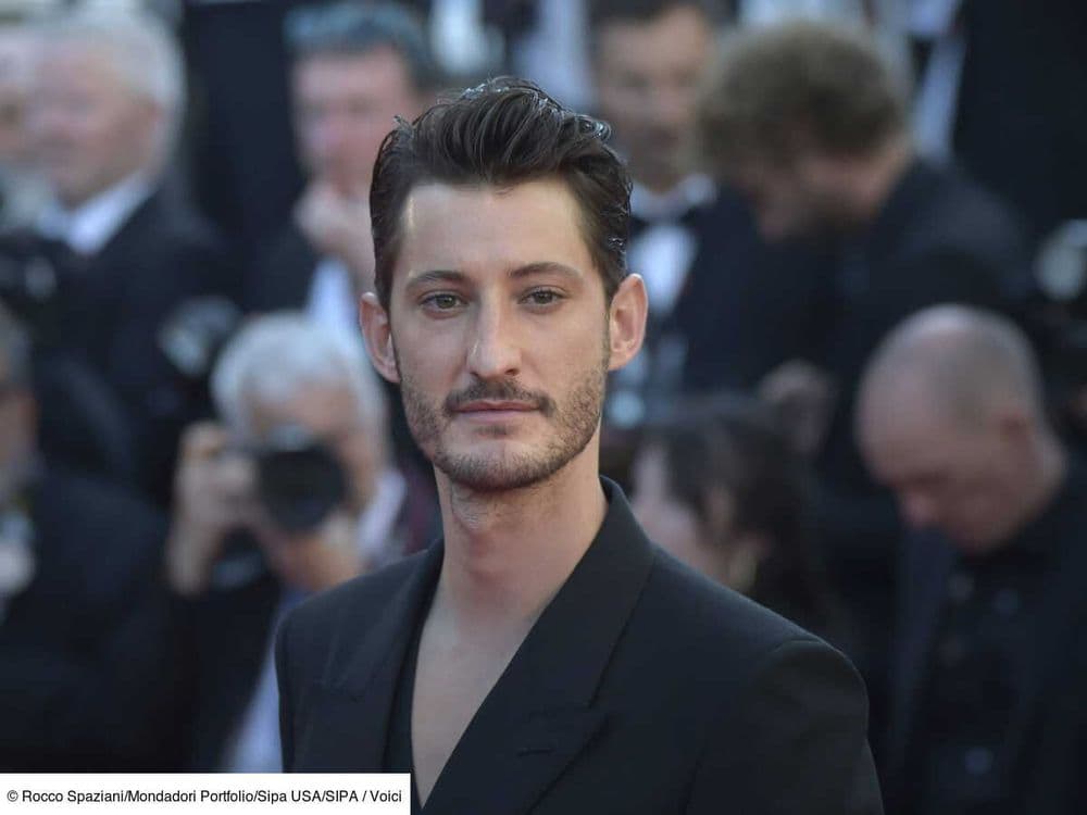 "Une assurance que je n’avais pas" : Pierre Niney se livre sur ses complexes à l'adolescence