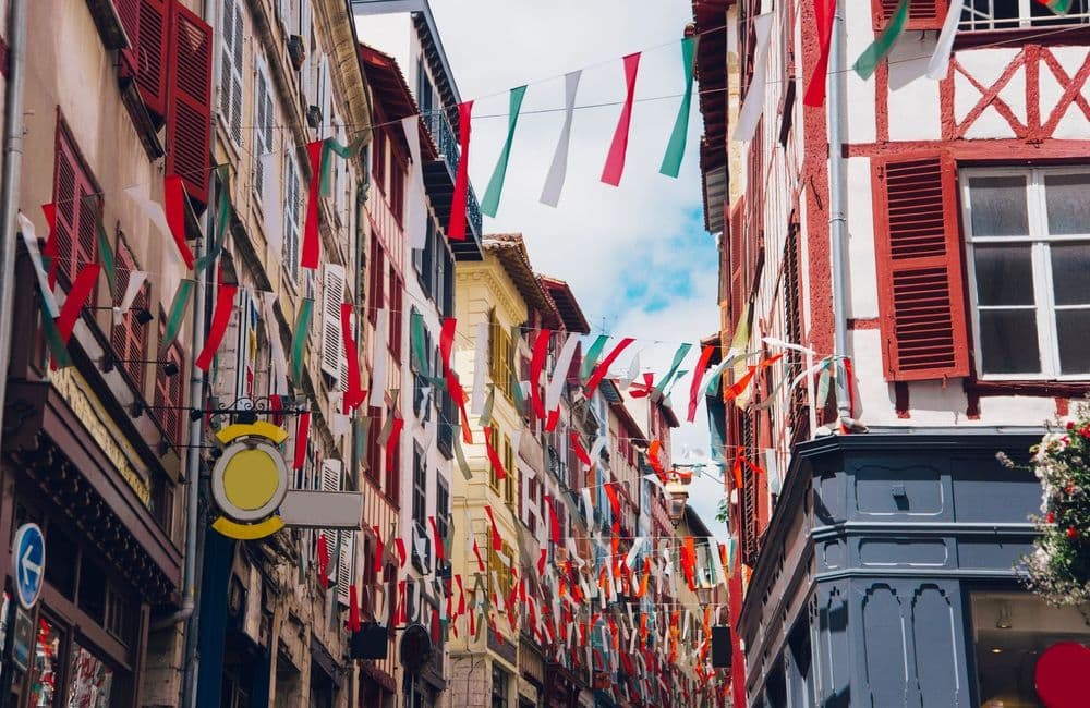 Pourquoi les dates des prochaines Fêtes de Bayonne suscitent-elles autant de colère ?