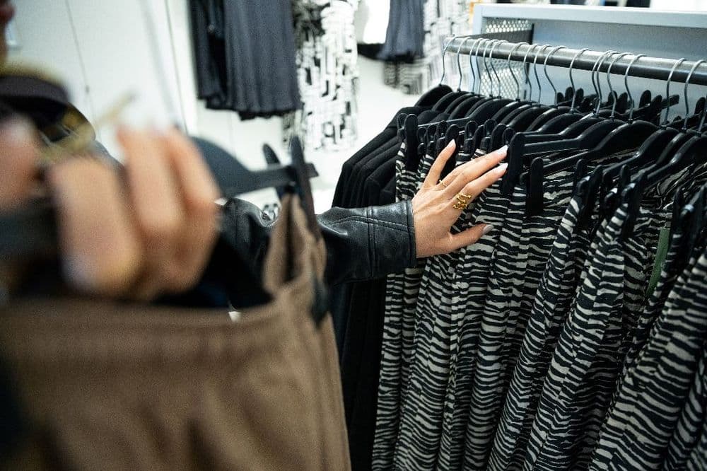 Toujours plus de vêtements neufs achetés en France en 2024