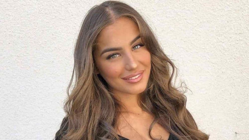 Kamila : méconnaissable, la photo de la candidate à l’âge de 15 ans qui fait le buzz !