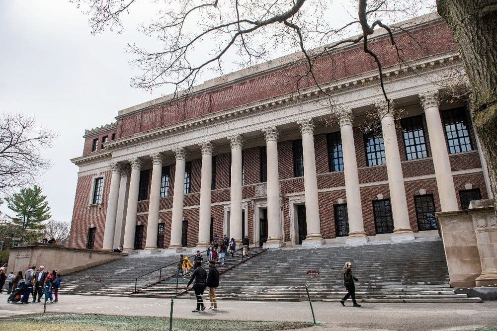 Trump essaie à nouveau de faire plier Harvard