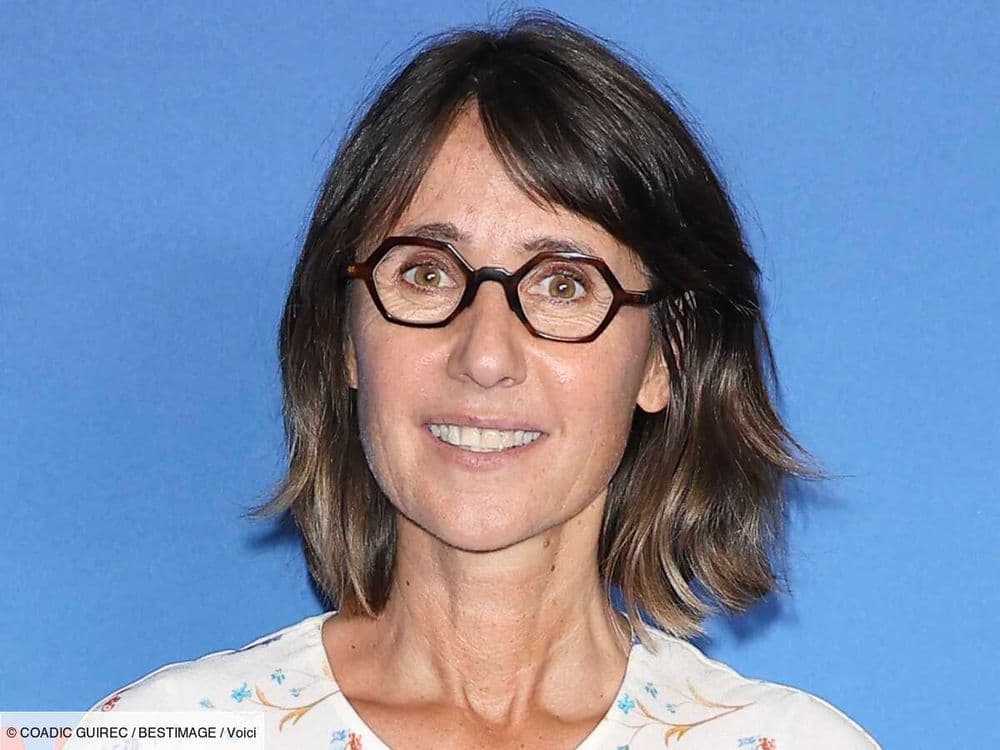 Alexia Laroche-Joubert très occupée : elle avoue que ses filles ont été "élevées par des nounous merveilleuses"