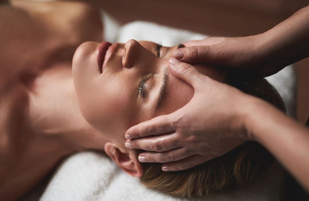 Les bienfaits du drainage lymphatique pour le visage