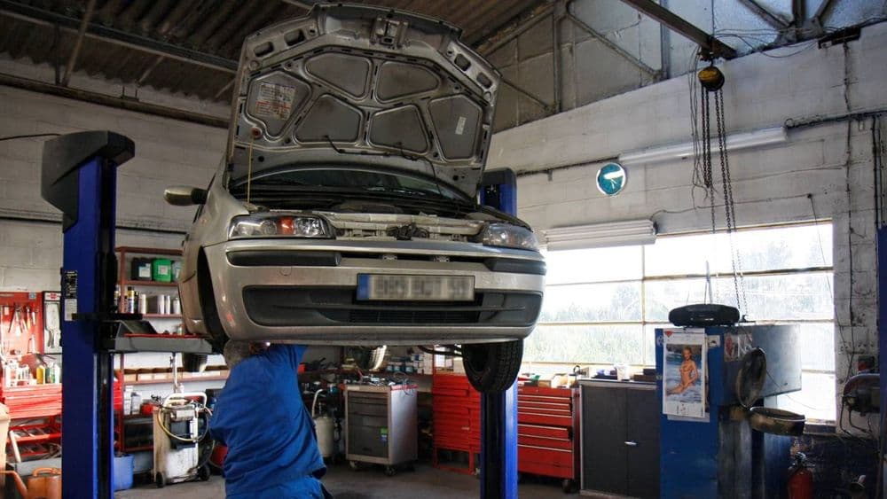 Assurance auto : est-elle obligatoire pour une voiture immobilisée ?