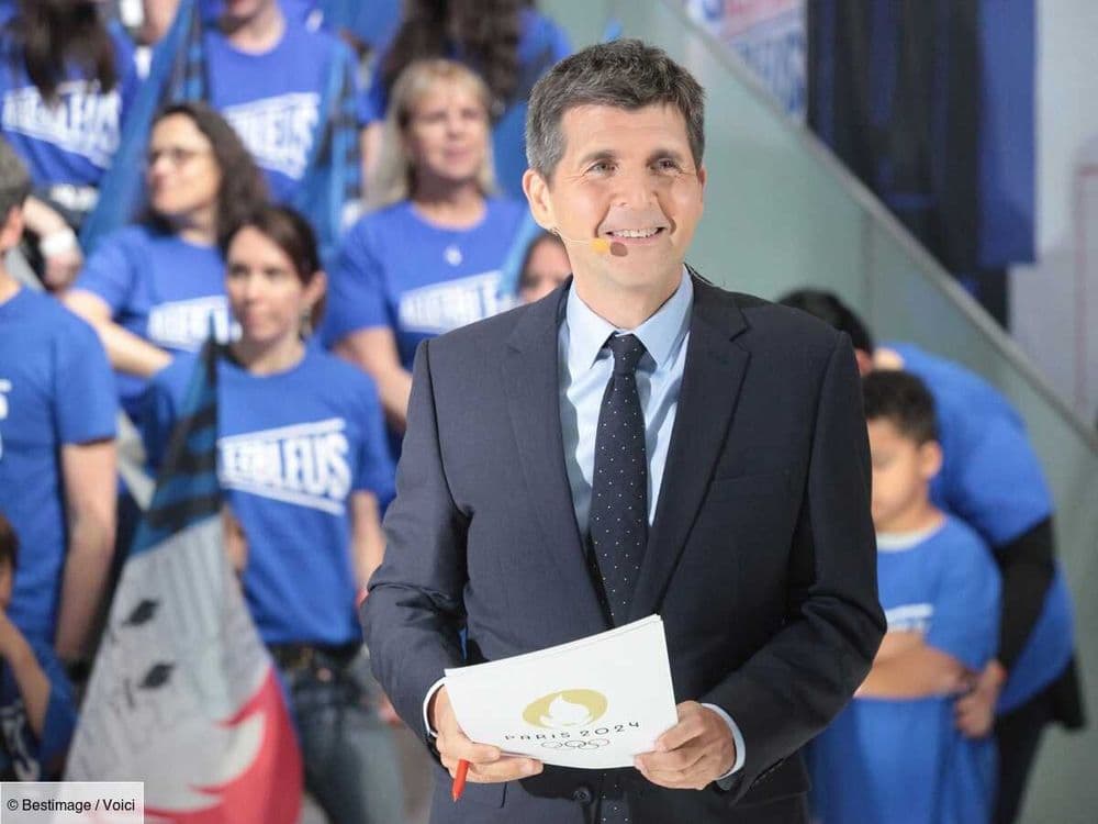Thomas Sotto est-il toujours en contact avec les chroniqueurs de Télématin ? Il répond sans détour