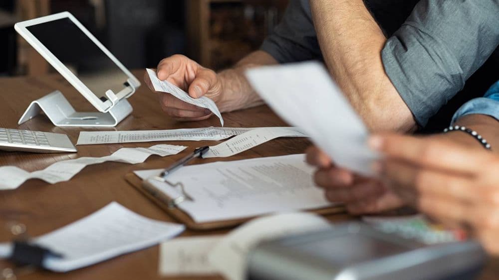 Banque pour les pros : la clôture des comptes bancaires bientôt gratuite ?