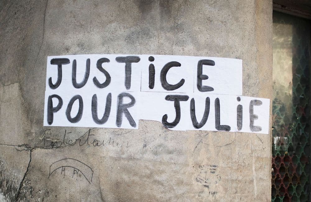 Affaire Julie : deux pompiers condamnés à de la prison avec sursis et une famille indignée