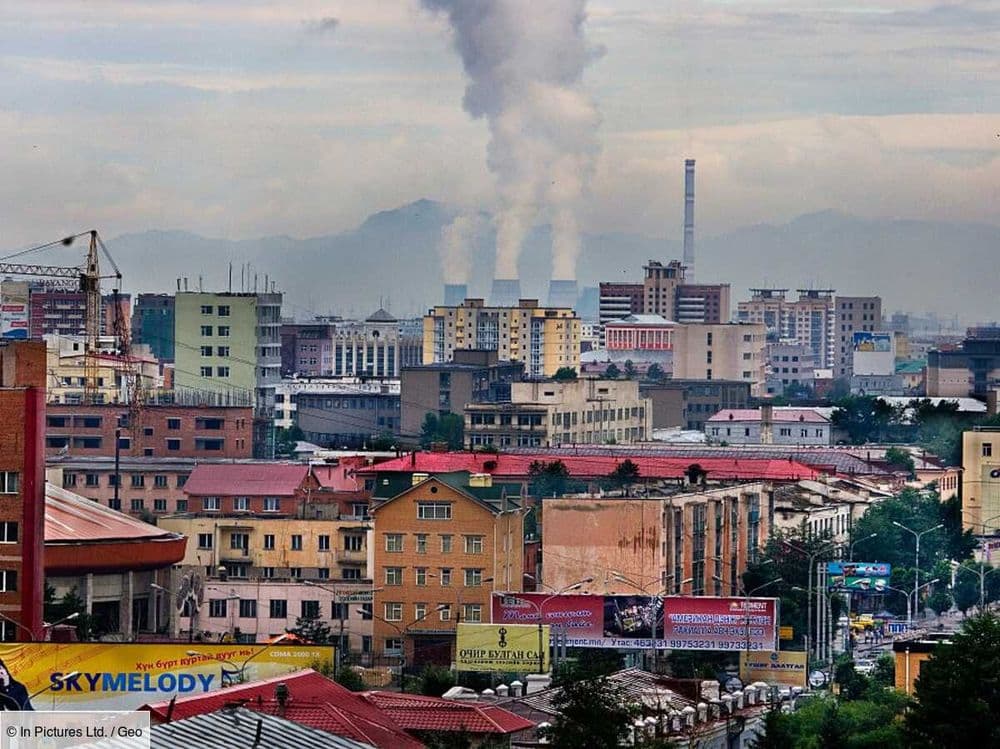 "Je me suis sentie maudite": le cri d’alarme des parents face au smog toxique d’Oulan-Bator