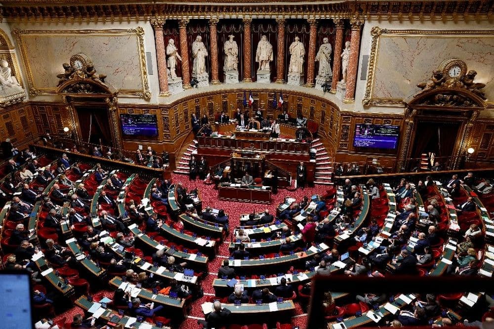 Statut de l'élu local: le Sénat s'attaque à la crise des vocations