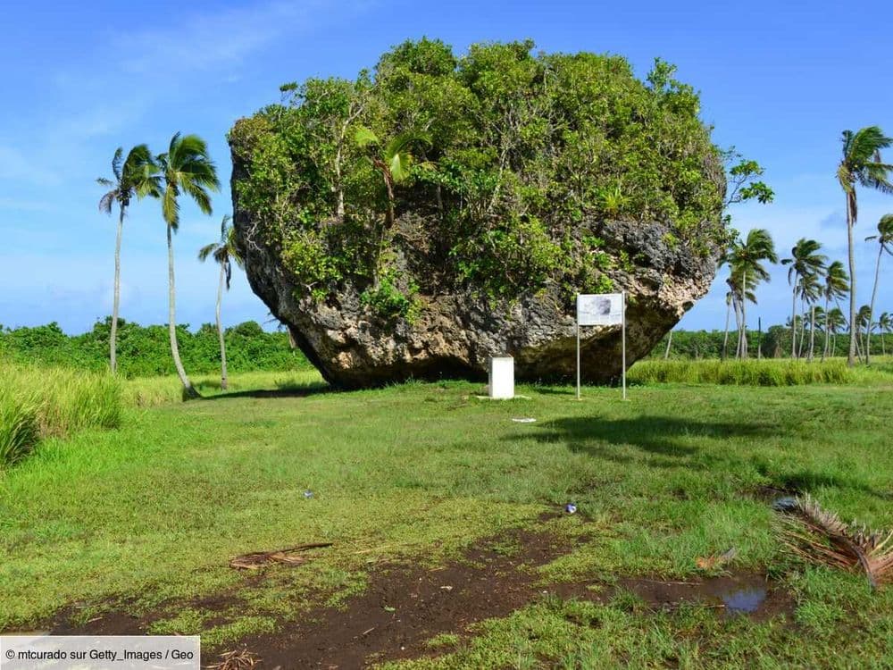 Un tsunami haut de 50 mètres aurait transporté un colossal rocher de 1 200 tonnes sur une île des Tonga