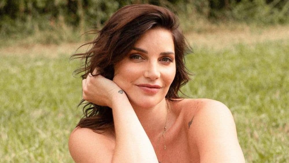 "Ne soyez pas…" : Nadège Lacroix, en pleine grossesse, pousse un gros coup de gueule face aux commentaires qu'elle reçoit