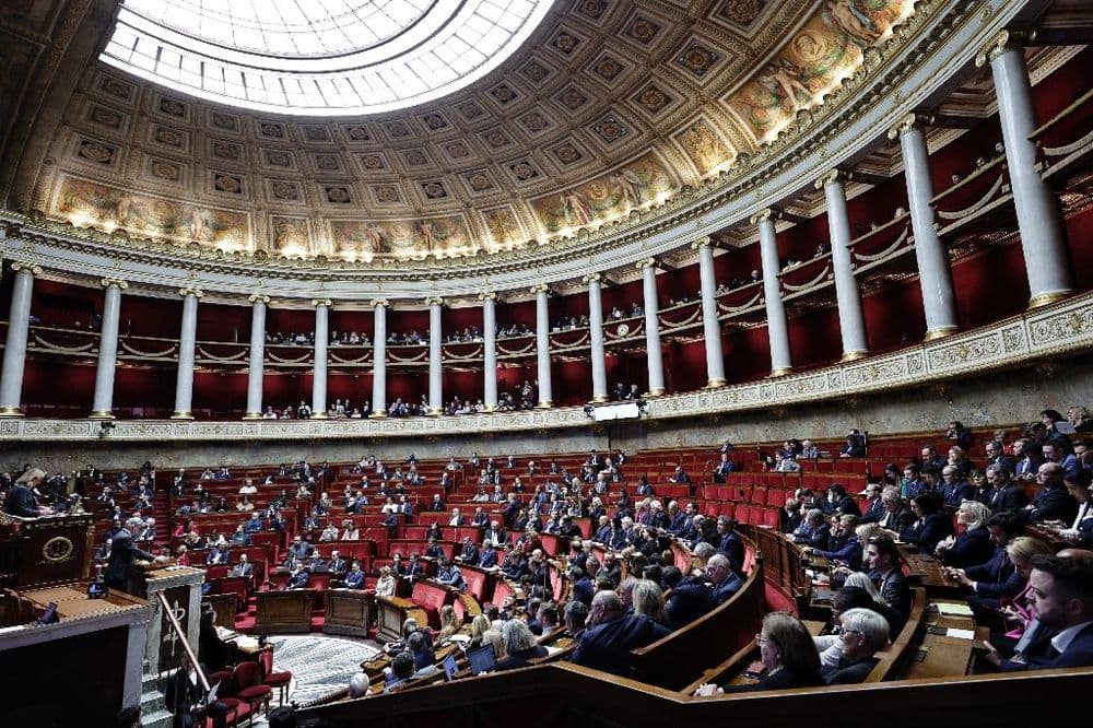 L'Assemblée appelle à abroger la réforme des retraites