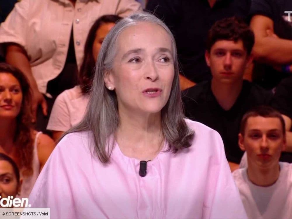 “Elle n’en a jamais rêvé…” : comment Delphine Ernotte, présidente de France Télévisions, a su convaincre Léa Salamé de prendre la tête du JT de 20H ?