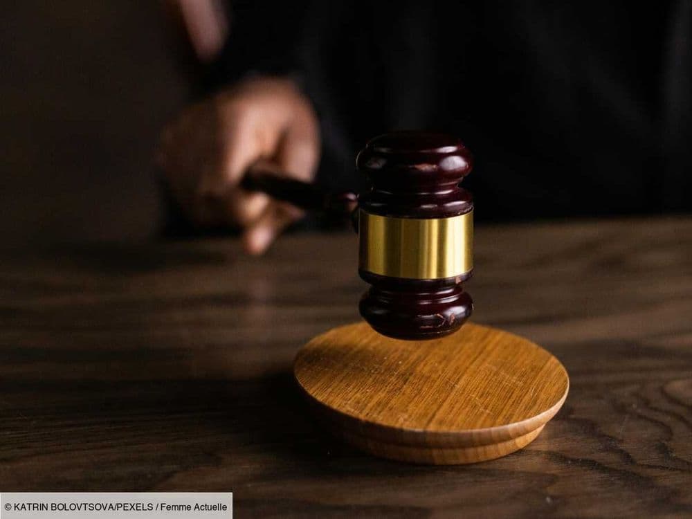 Accusée d'avoir brûlé vif son grand-père de 95 ans, une femme rejugée en appel pour assassinat dans l'Ain