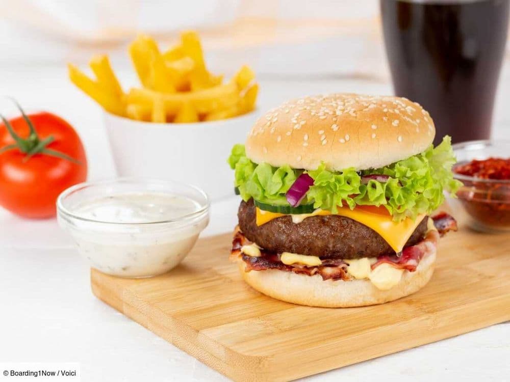 Plus de 1000 calories et 68 g de lipides : que cache le sandwich Big Arch de McDonald's ?