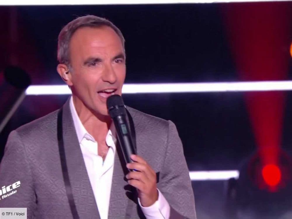 Finale de The Voice : Nikos Aliagas adresse un message à Kendji, les internautes choqués par une maladresse de l'animateur