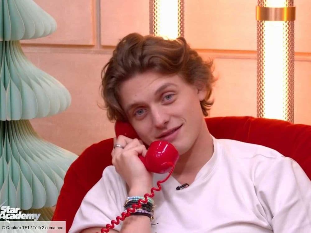 "Tu me manques tellement que..." : Ulysse (Star Academy) très ému par l'aveu de sa petite amie au téléphone après deux mois de séparation