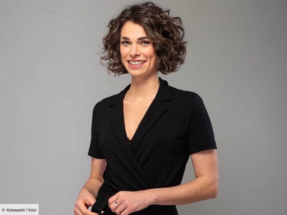 VIDEO Retrouvez Lisa Perrio et sa vision cynique mais drôle des enterrements à la Scène Voici dès 19 heures