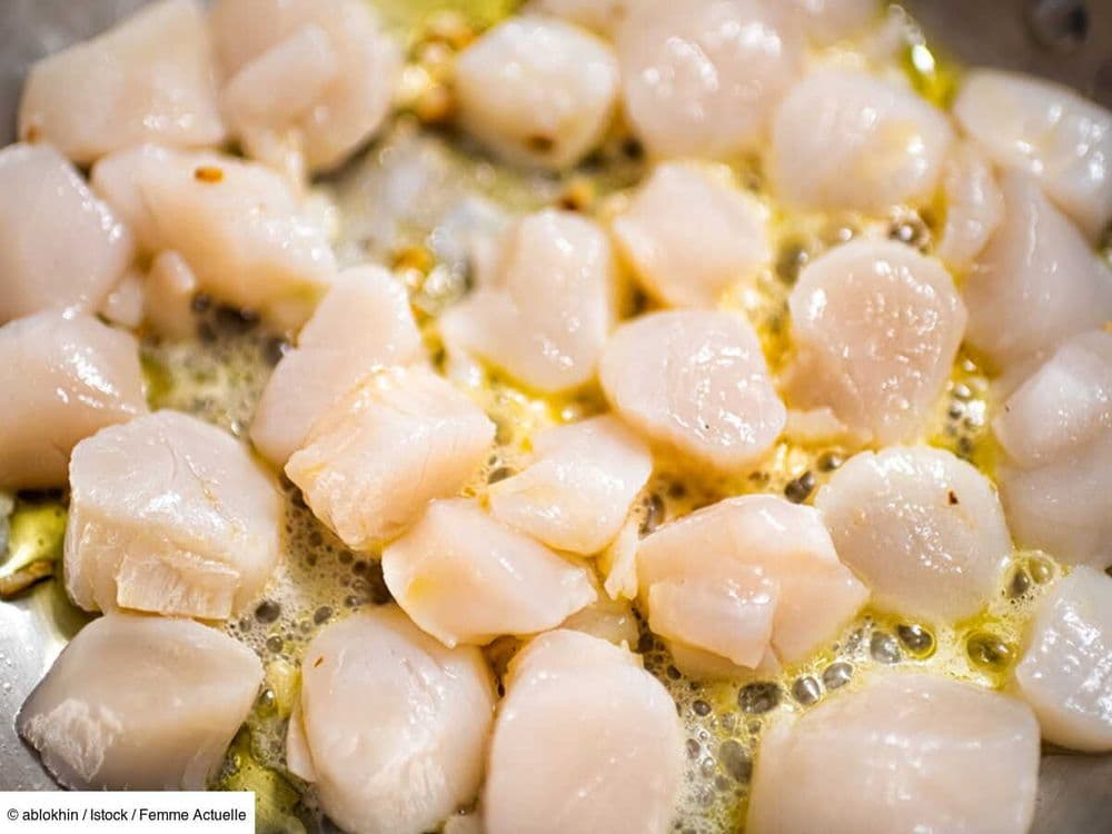 Comment éviter que les Saint-Jacques rendent de l’eau à la cuisson ? Les astuces d'un chef
