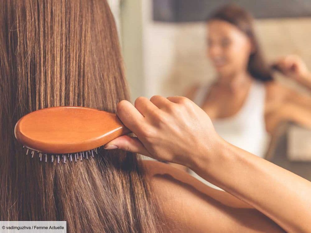 Racines grasses et pointes sèches : quel type de brosse à cheveux choisir pour réguler le sébum ?