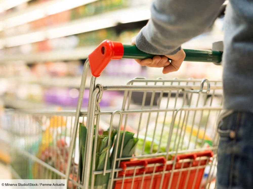 Il paye ses courses 12 centimes pour un caddie de près de 1000 euros, sa compagne était en caisse : l'arnaque bien rodée de ce couple découverte dans un supermarché de l'Hérault