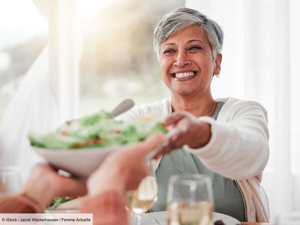"Un dîner à faible teneur en calories" : voici le menu idéal d'une diététicienne à consommer le soir pour perdre du poids