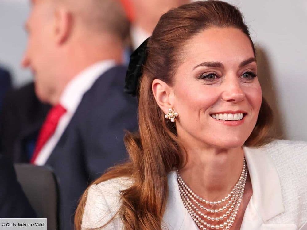 Kate Middleton adopte la robe de cérémonie la plus tendance et flatteuse pour affiner la silhouette