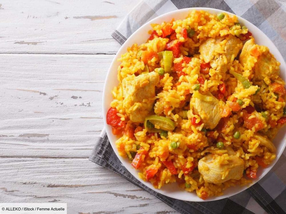 Riz à l'espagnole comme une paëlla : la recette pratique à faire à la poêle