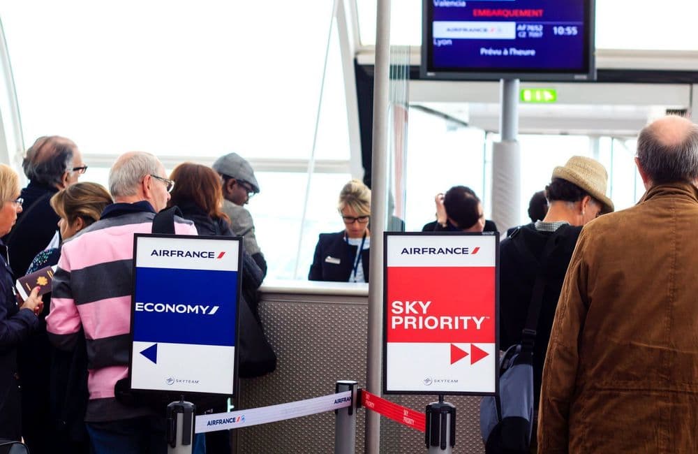 « Pilotes tout-puissants », sexisme, agressions sexuelles… Des hôtesses d’Air France brisent le silence mais rien ne change