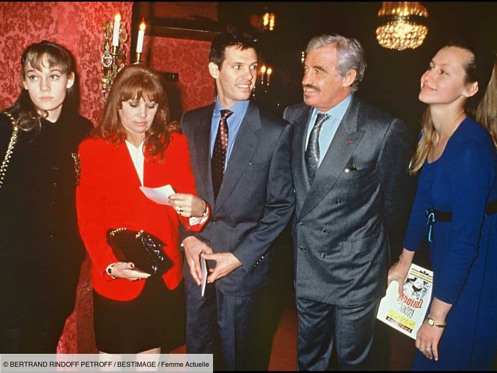 "Mes quatre grand-parents ont eu la même importance" : Victor Belmondo se livre sur sa grand-mère, Élodie Constantin, la première femme de Jean-Paul Belmondo