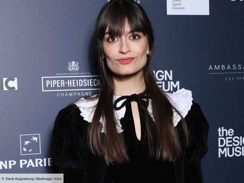 Clara Luciani maman : la chanteuse partage une rare photo de son fils... qui a énormément grandi !