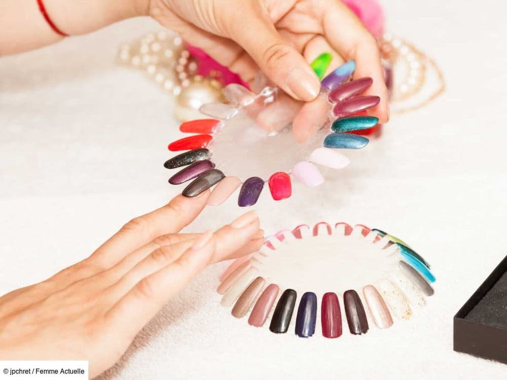 Envie d'une nouvelle manucure ? Voici les couleurs de vernis les plus tendance de l'hiver selon des experts