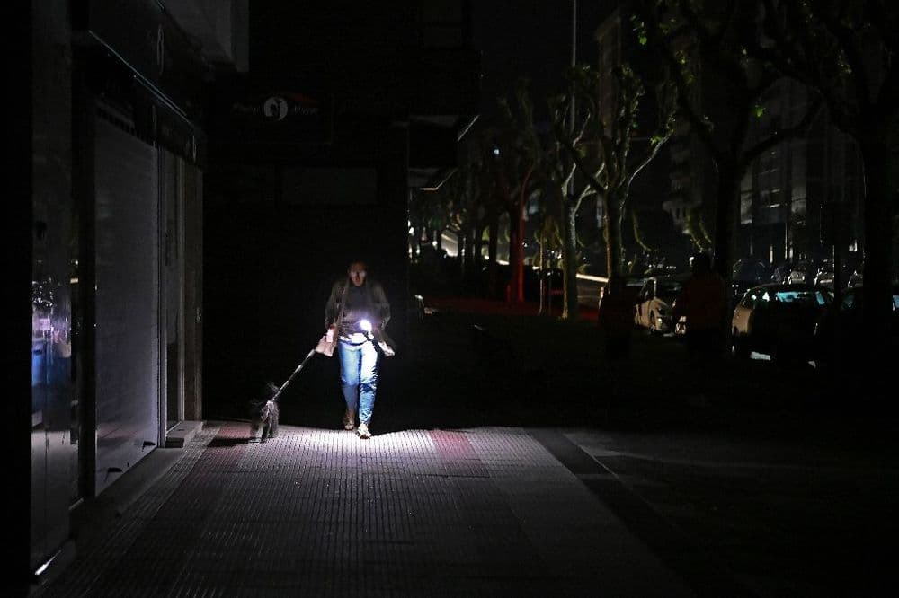 L'électricité revient en Espagne et au Portugal après une coupure géante