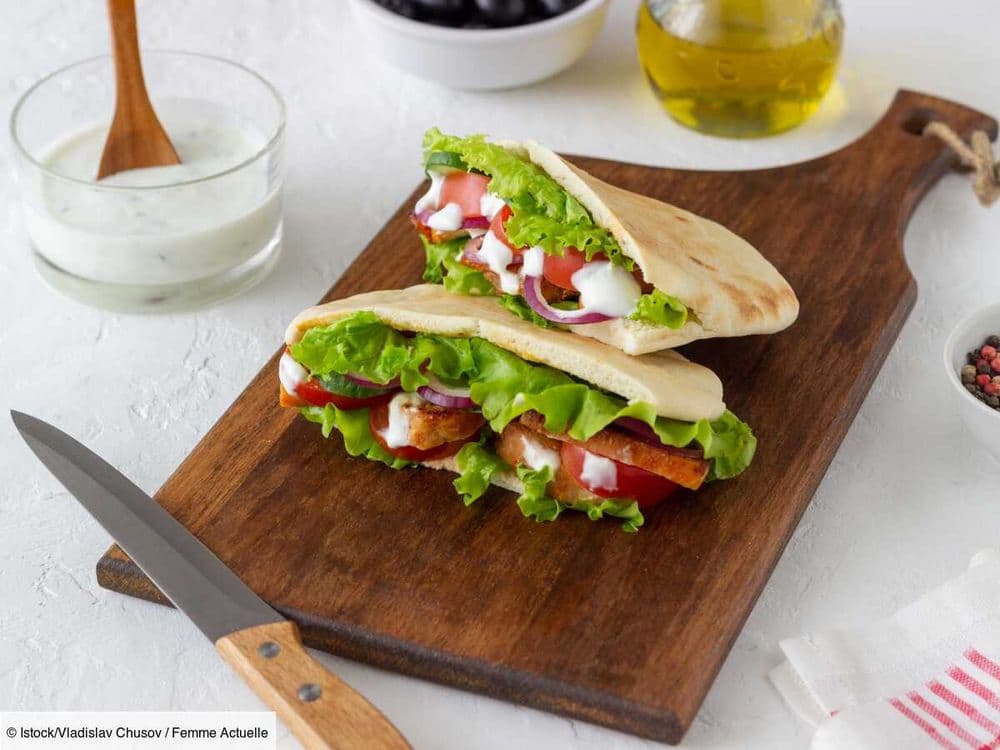 Sandwich pita et crudités  : la recette hyper simple et équilibrée d’une diététicienne