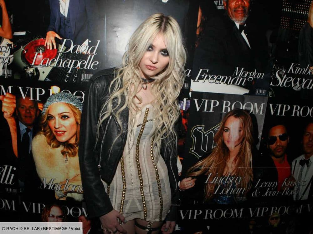 Taylor Momsen mordue par une chauve-souris en plein concert, la chanteuse contrainte de suivre un traitement