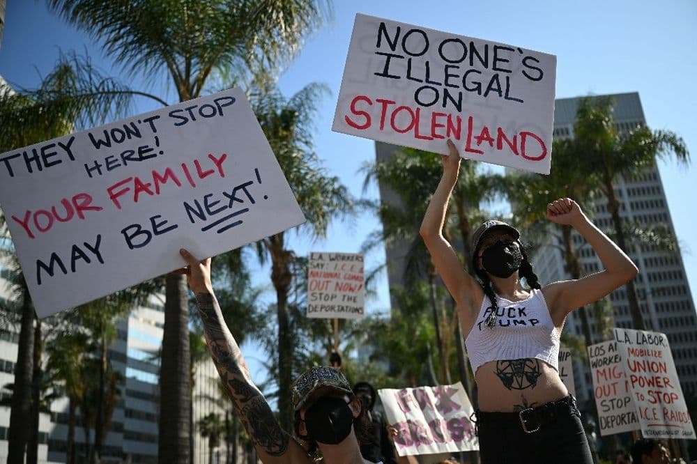 Les manifestations s'étendent aux Etats-Unis malgré les sommations de Trump