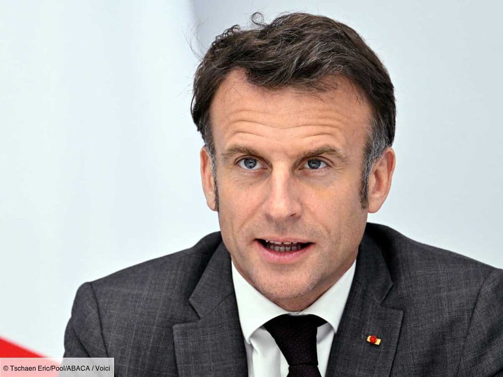 Emmanuel Macron fan de Danse avec les stars ? Ce surprenant cliché du président à l'Élysée