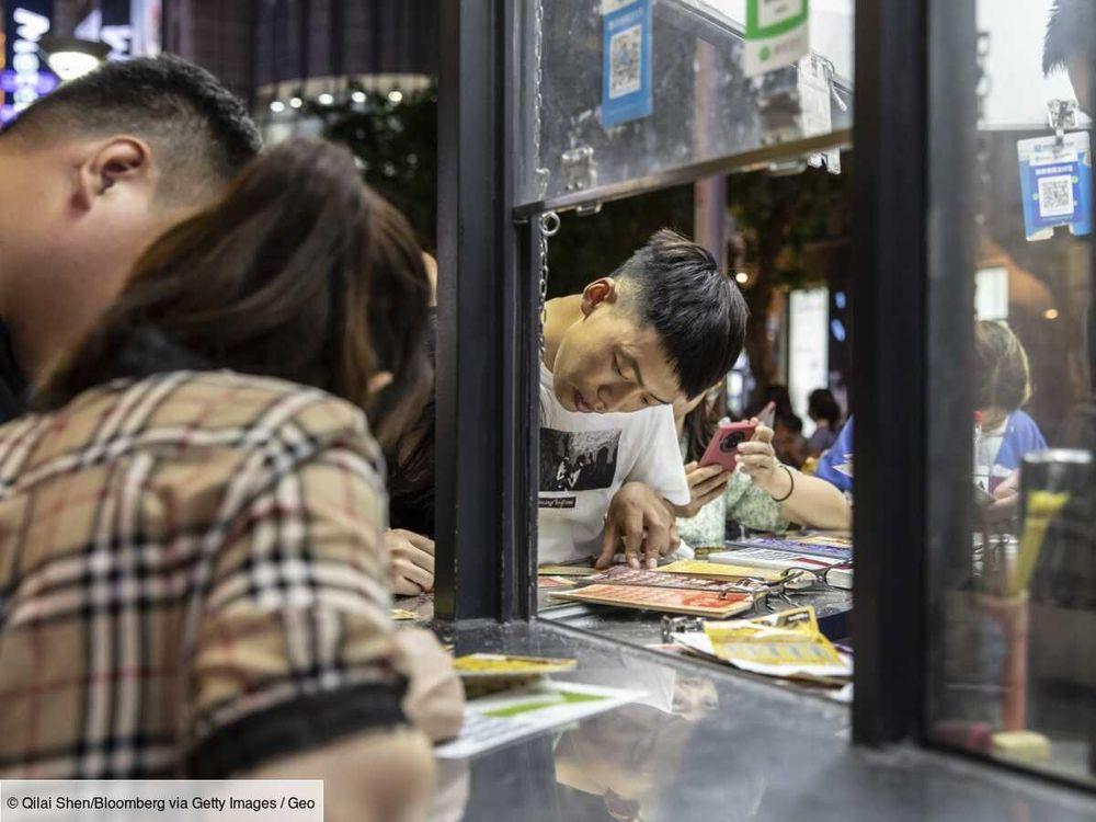 En Chine, les jeunes misent tellement sur les jeux d'argent que les tickets à gratter sont parfois en pénurie
