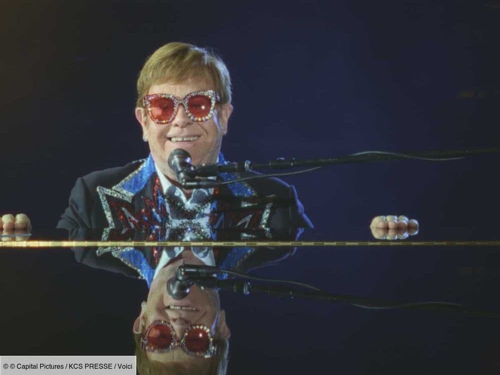 Elton John : après avoir annoncé des gros problèmes de santé, l’artiste va remonter sur scène !