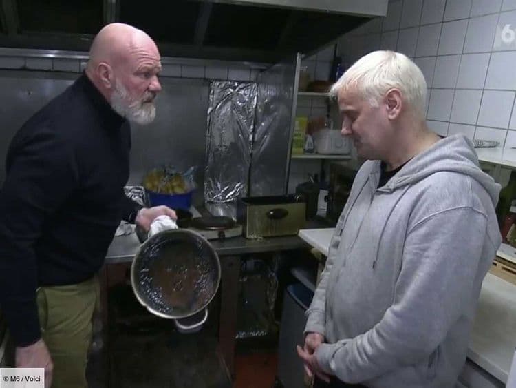 "10 ans que tu as ça dans ton four ?" : Philippe Etchebest éberlué par un restaurateur de Cauchemar en cuisine (ZAPTV)