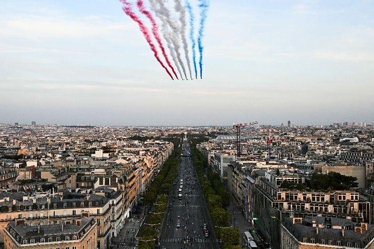 Parade et concert géant: les JO de Paris s'offrent une "after" sur les Champs-Elysées