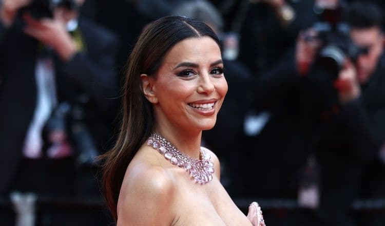 Eva Longoria, du succès aux fourneaux, la star cuit des sardines dans un resto en Bretagne