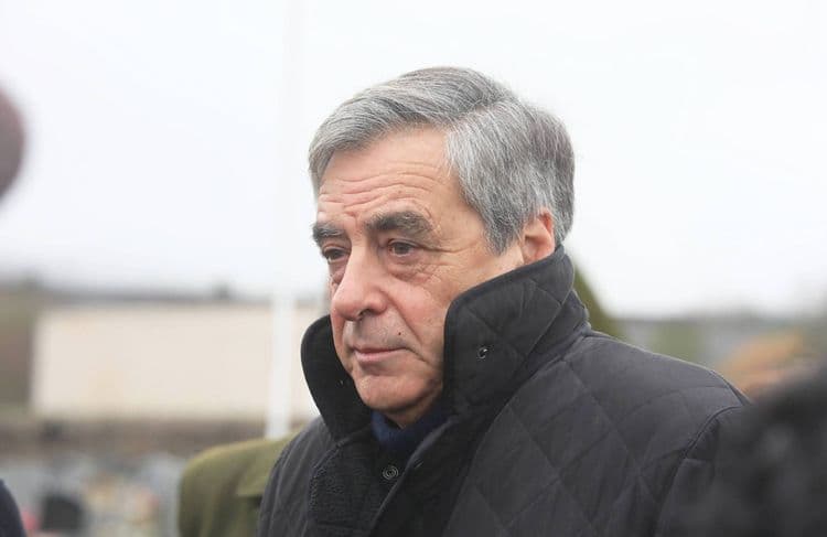 « Penelopegate » : voici à quoi François Fillon, définitivement reconnu coupable, a été condamné