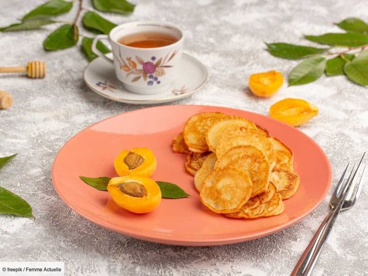 Pancakes moelleux aux abricots : le délice de l'été dont vous ne pourrez plus vous passer