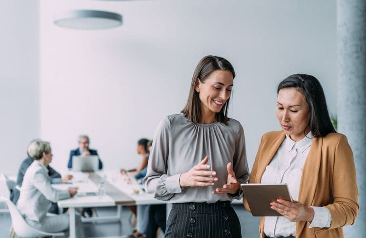 Amitié au travail : ces 3 conseils pour se faire de vrais amis au boulot