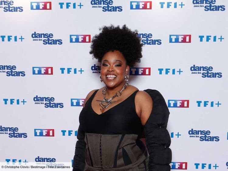 Danse avec les stars : la jurée Mel Charlot complice avec son mari Stanley et leur fils Mattéo âgé de trois ans, dans les rues de Paris